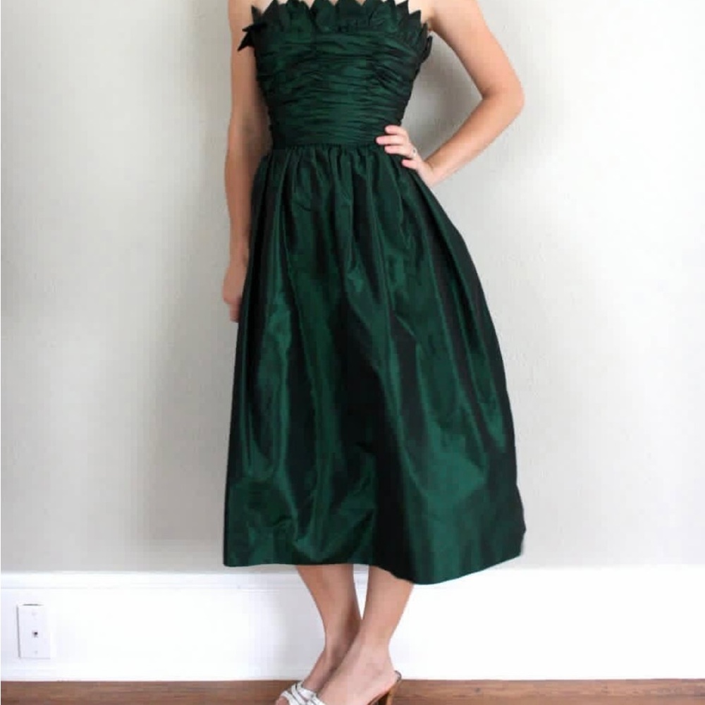 Vintage Green Victor Costa cocktail gown - Picture 3 of 5